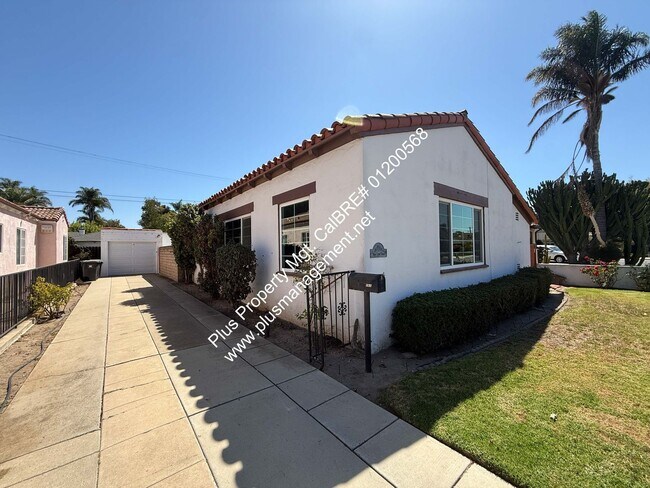 Building Photo - 161 Palm Ct Dr