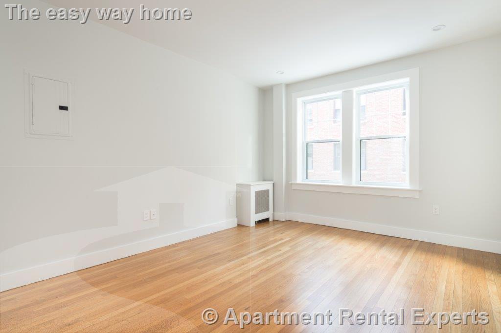 Building Photo - 19 A Forest St