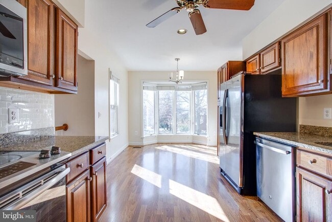 Building Photo - 1494 Hampton Hill Cir