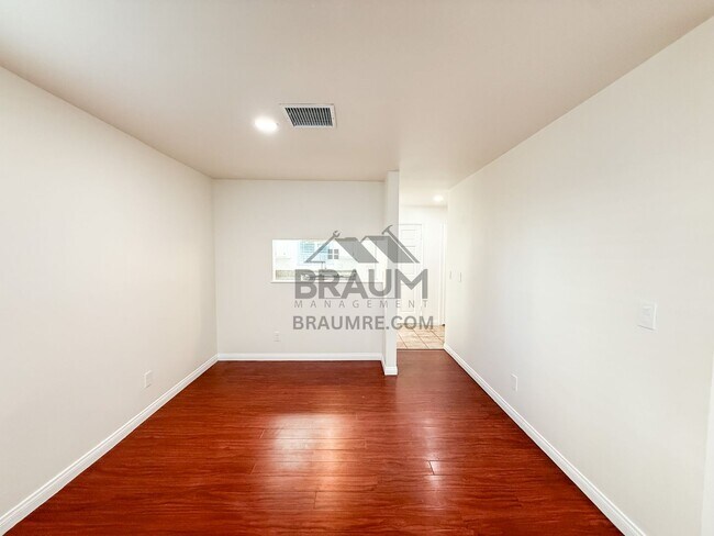 Building Photo - 14257 Friar St