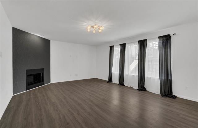 Building Photo - 5904 Mariposa Dr