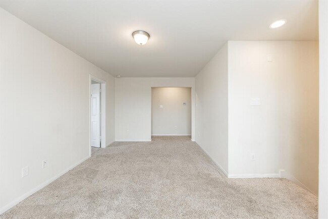 Building Photo - 17923 Alora Springs Trace
