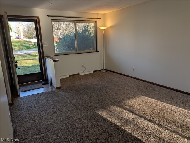 Building Photo - 3792 Baumberger Rd