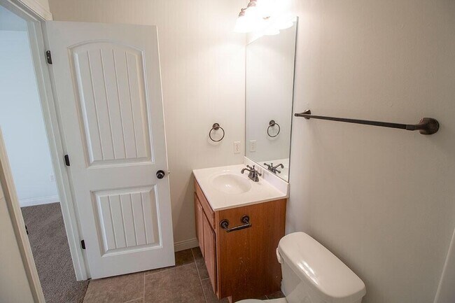 Building Photo - 4612 Dehaven Dr