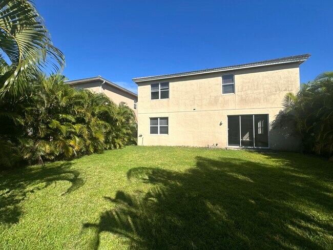Building Photo - 1452 NW Leonardo Cir