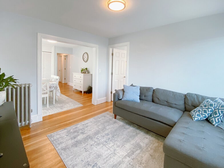 Building Photo - 16 Kimball Rd