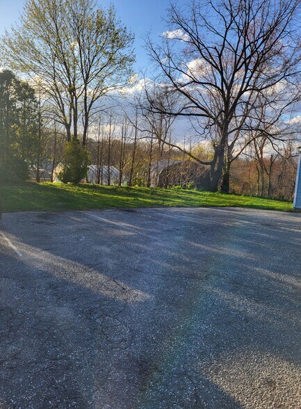 Building Photo - 85 Sherman St