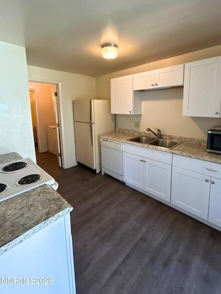 Building Photo - 1664 Manchester Way