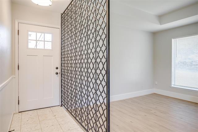 Building Photo - 4759 Fieldcrest Dr