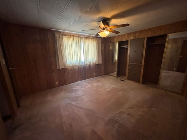 Building Photo - 1210 Coronet Wy