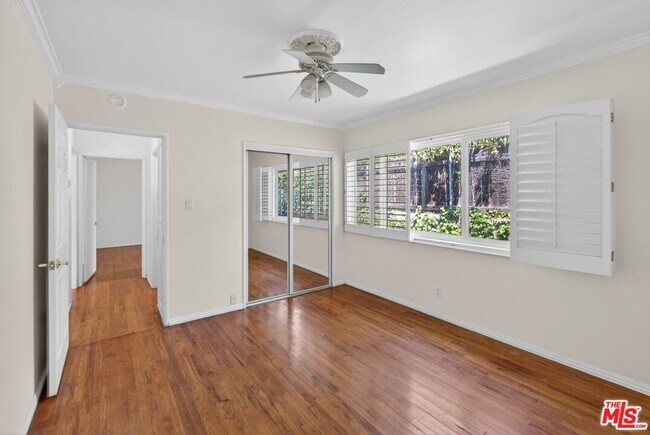 Building Photo - 626 Jamestown Rd