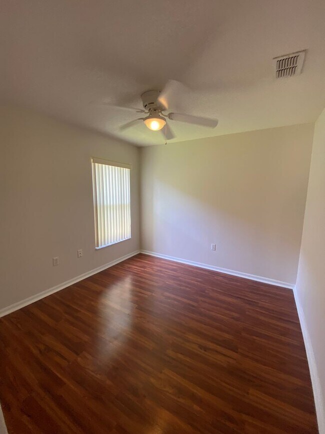 Building Photo - 434 Cassia Dr