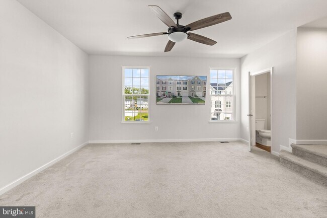 Building Photo - 36084 Fawn Ln