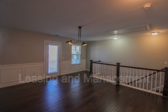 Building Photo - 1149 Sumner Ave