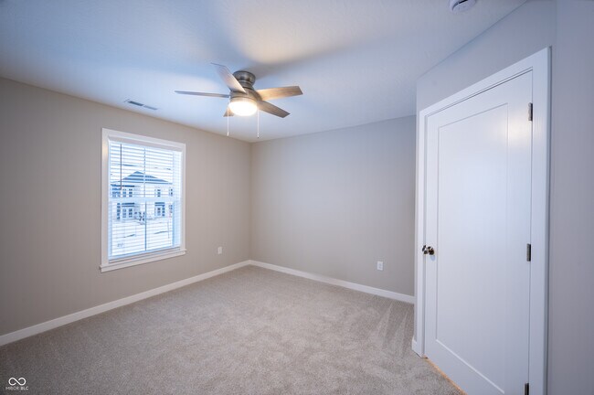 Building Photo - 7294 Broadview Ln