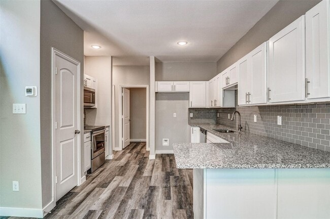 Building Photo - A Must See