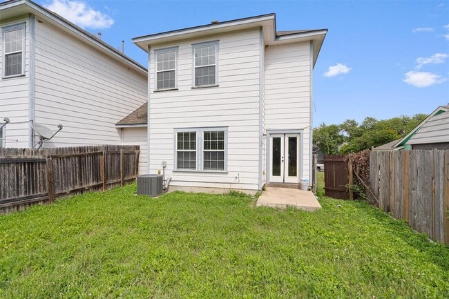 Building Photo - 7502 Lazy Creek Dr