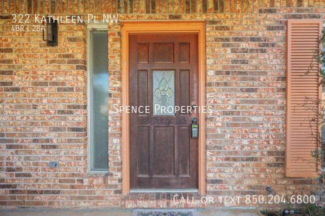 Building Photo - 322 Kathleen Pl NW
