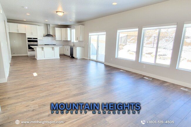 Building Photo - 2234 W Northridge Dr