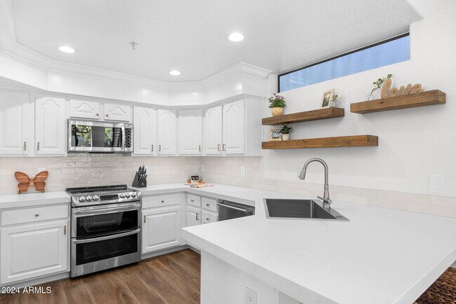 Building Photo - 7400 E Gainey Club Dr