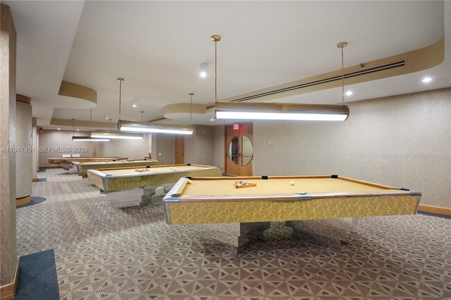 Building Photo - 19355 Turnberry Way