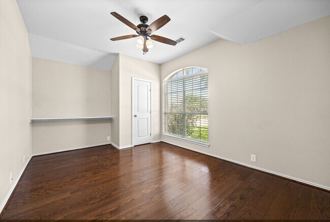 Building Photo - 5402 Hickory Harvest Dr
