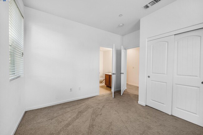 Building Photo - 22759 Filbert St