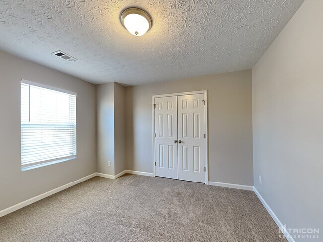 Building Photo - 4105 Mission Way
