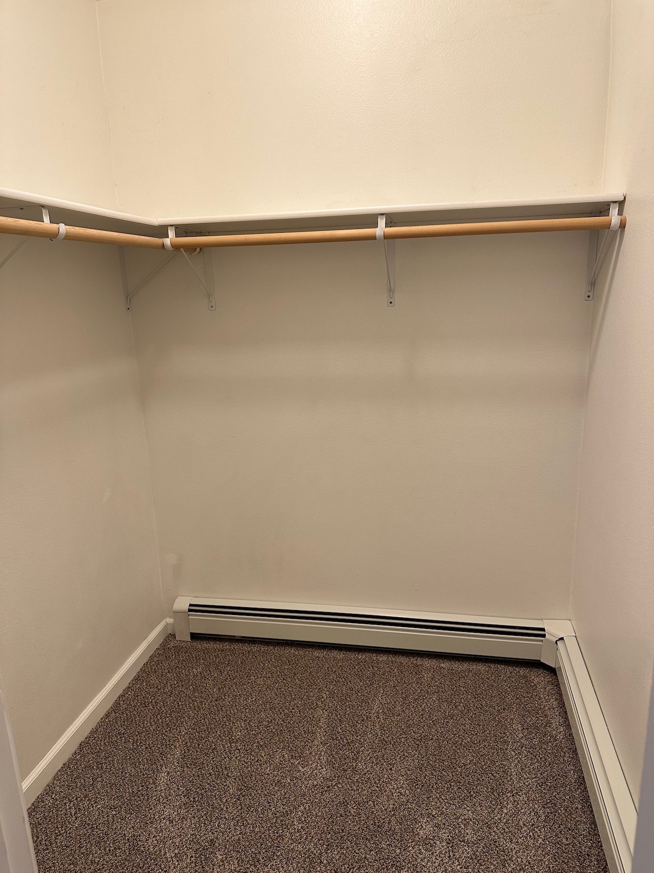 Master Bedroom walkin closet - 3887 Blessing Ave