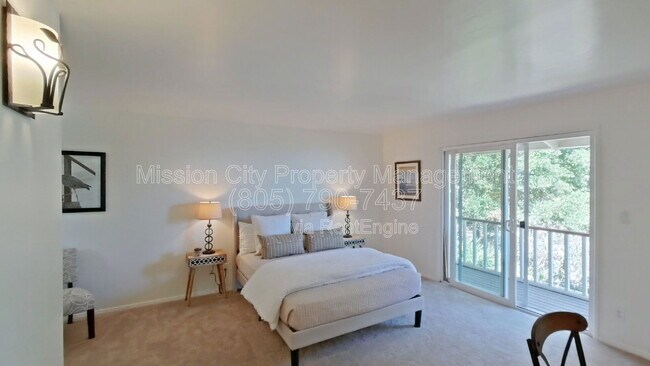 Building Photo - 1227 Viscaino Rd