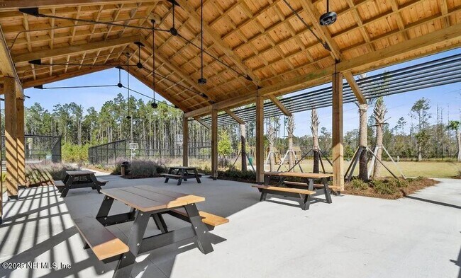 Building Photo - 336 Shortleaf Ln