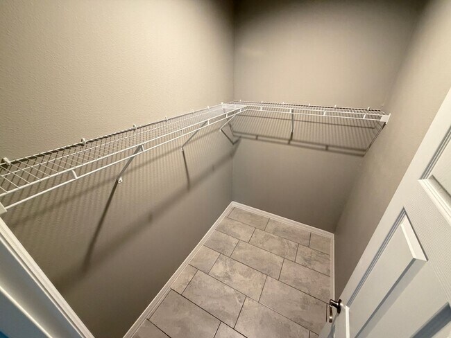 Building Photo - Available now!! Adorable 3 Bedroom / 2 Bathroom Home in Palm Bay!!