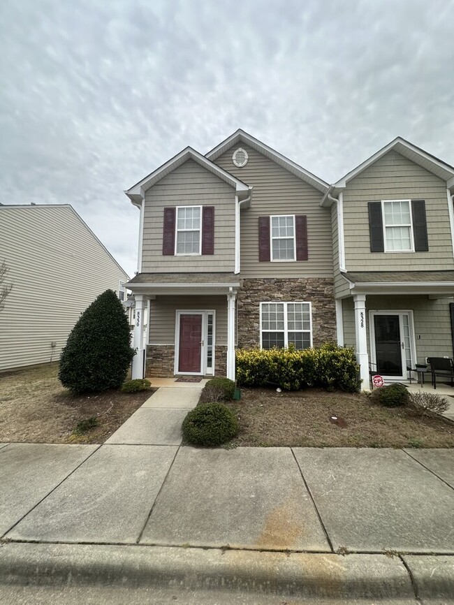 Primary Photo - 3 bd 2.5 ba Townhome