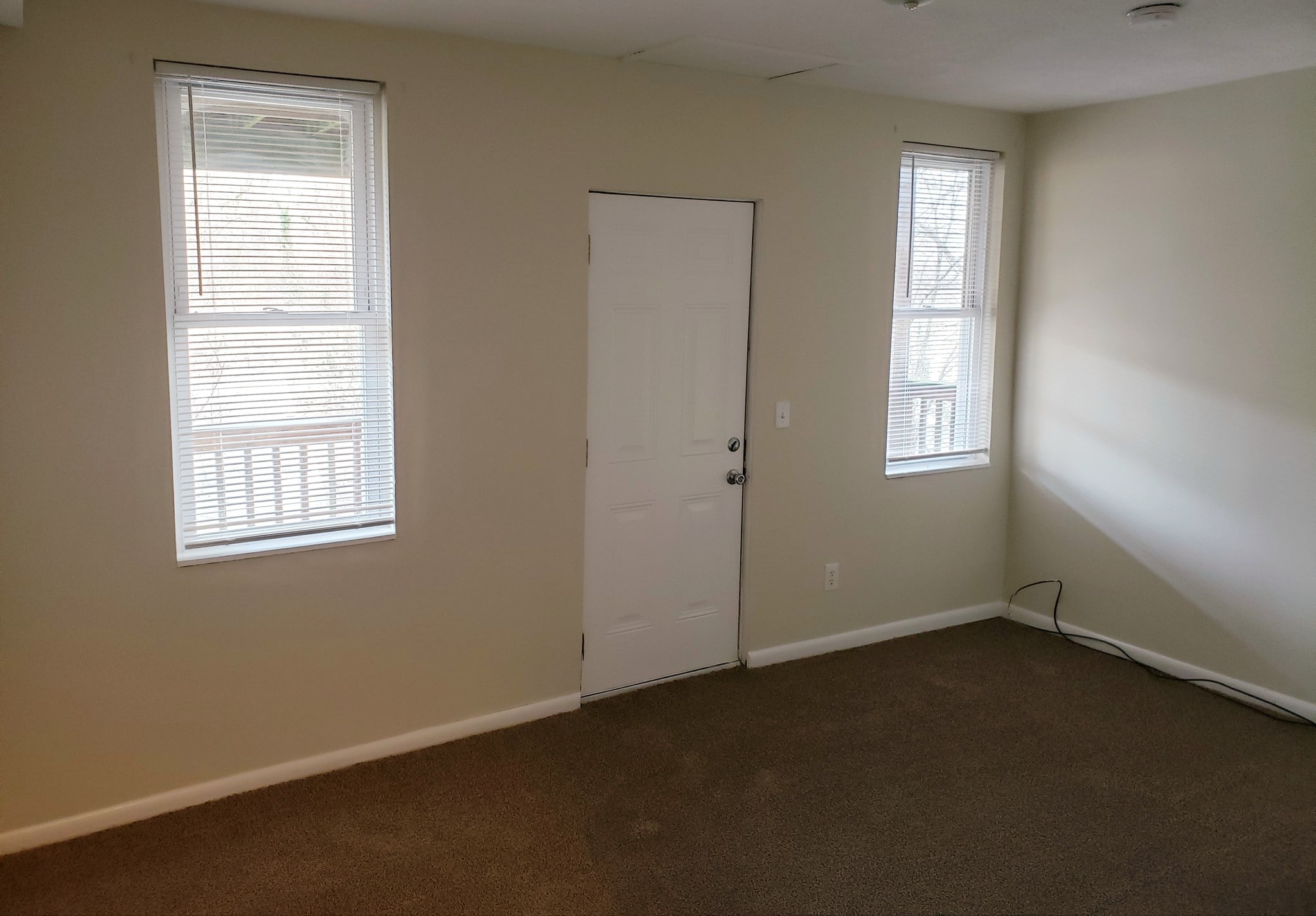 Bedroom 3 with deck - 51 Sterling St