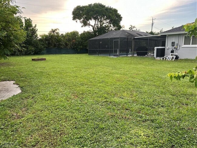 Building Photo - 5212 Santa Rosa Ct