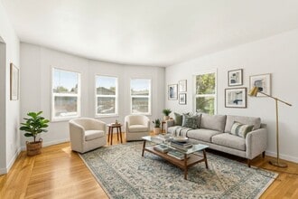 Building Photo - Charming North Oakland 2BD with Custom Finishes & Parking