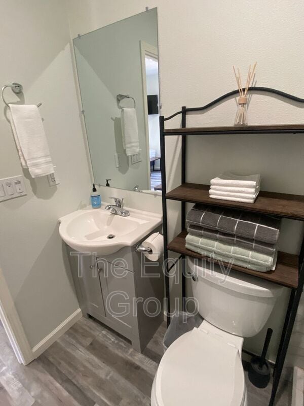 Building Photo - 650 Auburn St