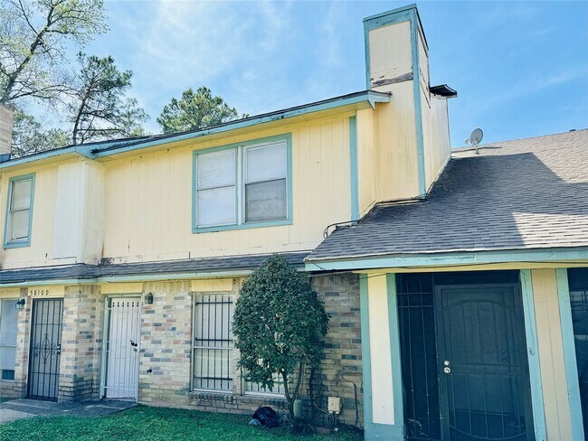 Building Photo - 5810 Twisted Pine Ct