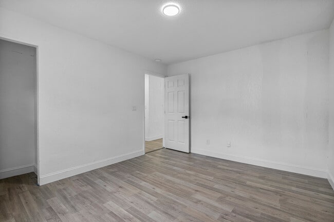 Building Photo - 72 Madera Dr