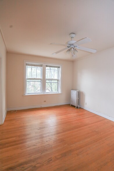 Building Photo - 4909 N Glenwood Ave