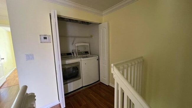 Building Photo - 274 River Bluff Ln