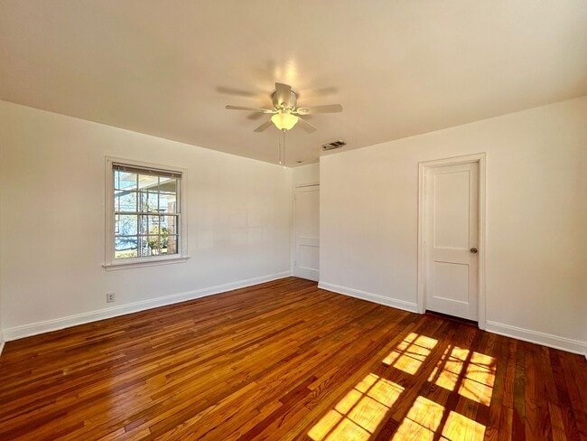 Building Photo - 5207 Shoal Creek Blvd