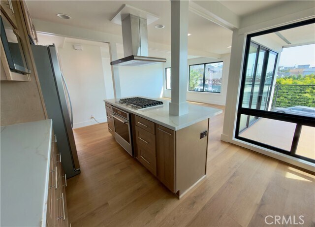 Building Photo - 232 Fairview St