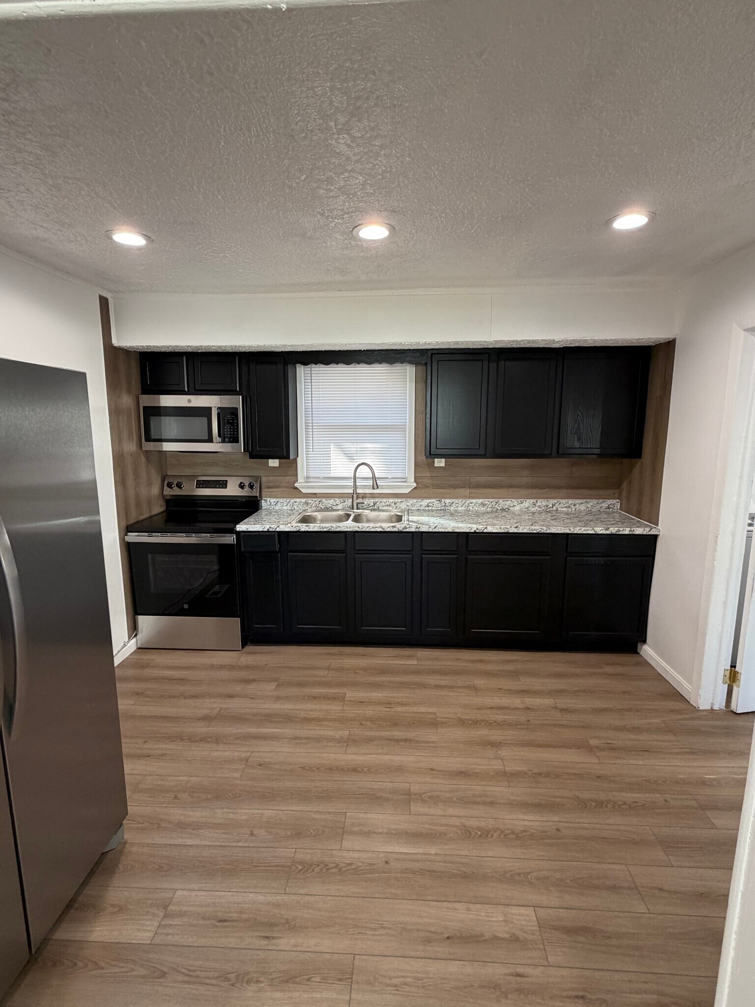 Building Photo - 203 Ellerbe Dr