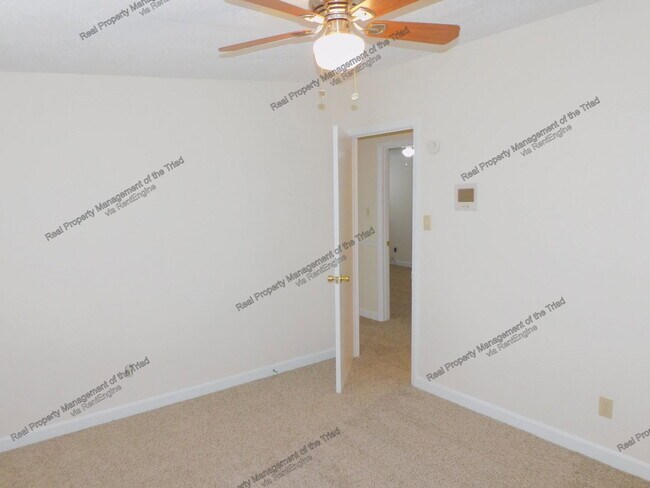 Building Photo - 2209 Revelle Ln