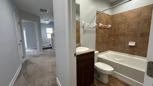 Building Photo - 3720 Messina Dr