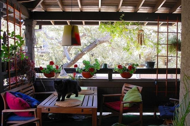 Building Photo - 5630 Spring Valley Rd