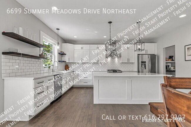 Building Photo - 6699 Summer Meadows Dr NE