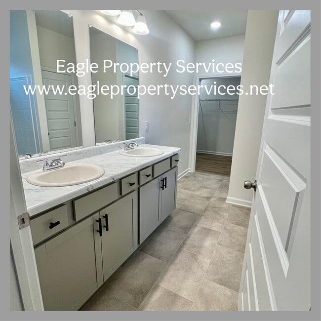 Building Photo - 138 Orion Dr