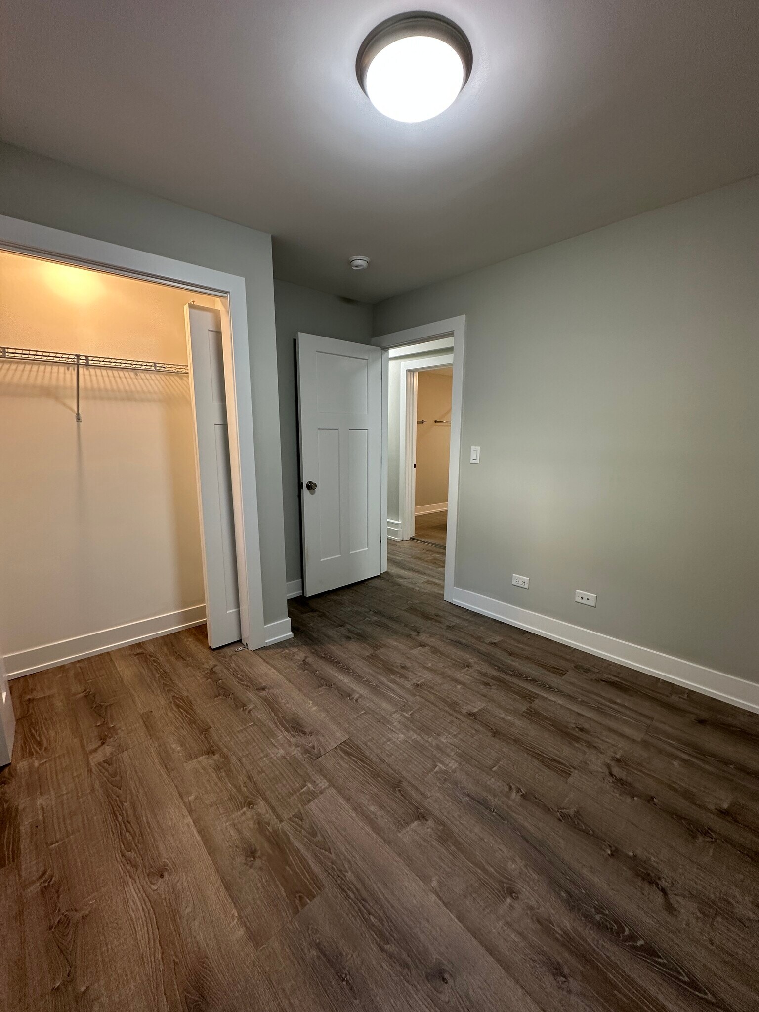 Building Photo - 918 Crain St